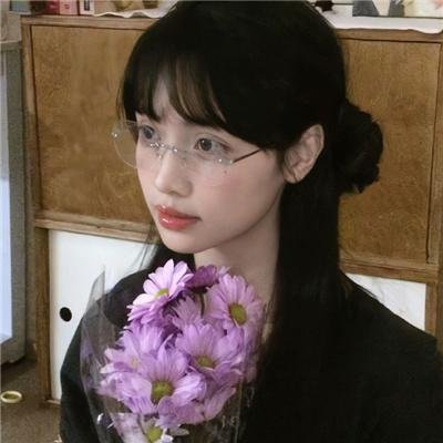 羊妈妈与狮子